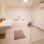 Δωμάτια σε οικογενειακή κατοικία Chez Blanche Βατερλό